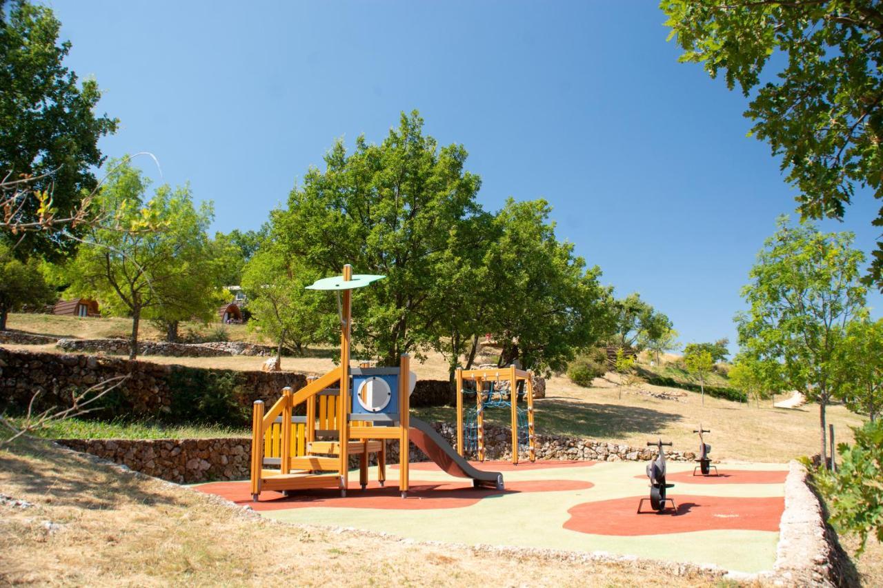 Campasun Camping De L'Aigle Aiguines Luaran gambar